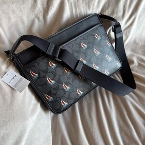 Coach Black Sailboat Pattern District Crossbody Bag Messenger Bag